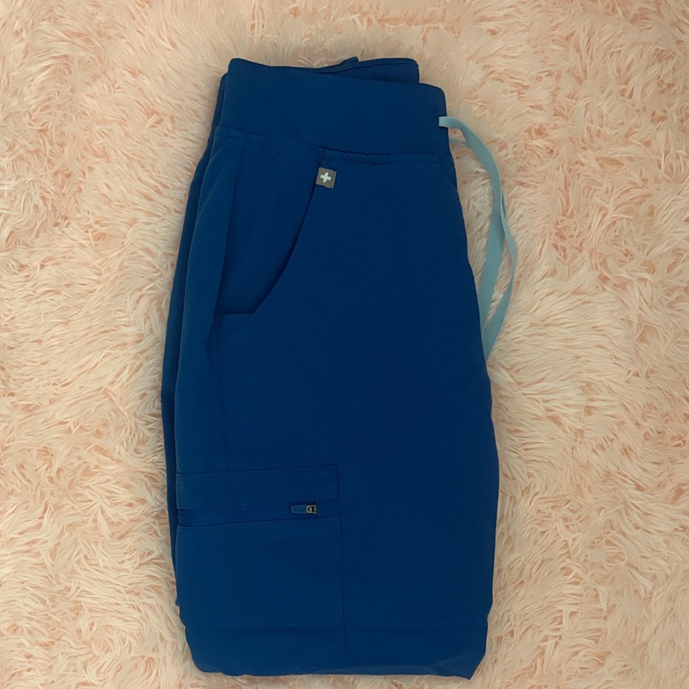 blue FIGS scrubs